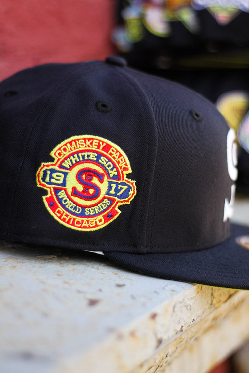 1917 CHICAGO WHITE SOX NAVY FITTED W/ KIWI UNDER VISOR