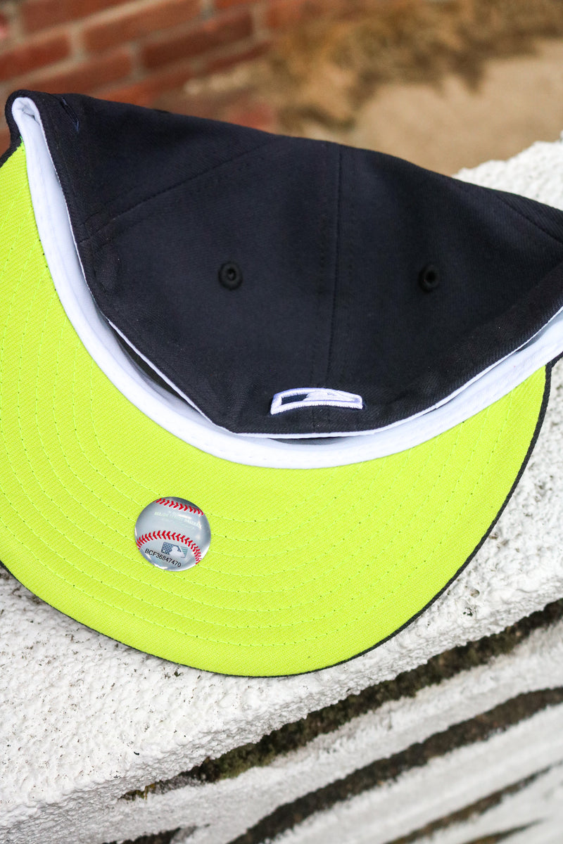 2005 HOUSTON ASTROS NAVY FITTED W/ KIWI UNDER VISOR