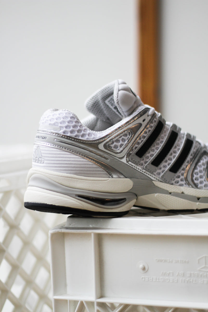 ADIDAS ADISTAR CONTROL 5 "METALLIC SILVER/GREY"