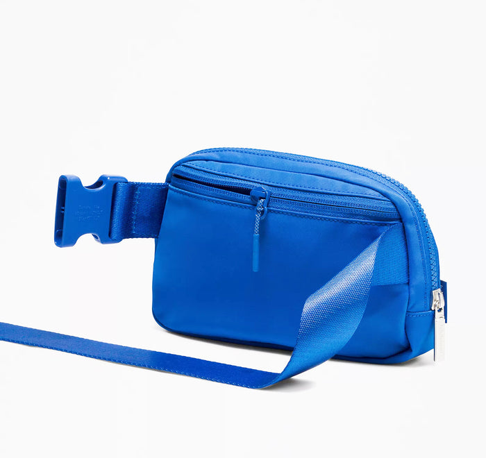 Alpha Xi Delta lululemon Everywhere Belt Bag - Beaming Blue