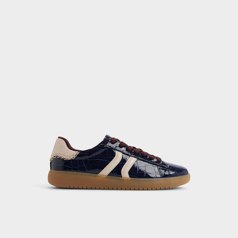 Chicsneaker2