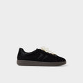 Chicsneaker2