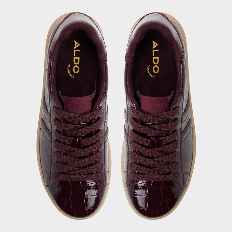 Chicsneaker2