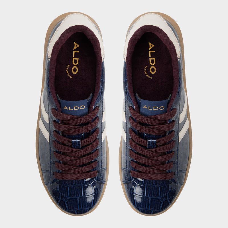 Chicsneaker2