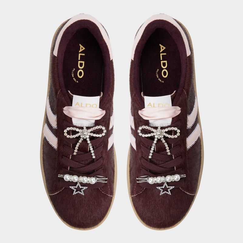Chicsneaker2