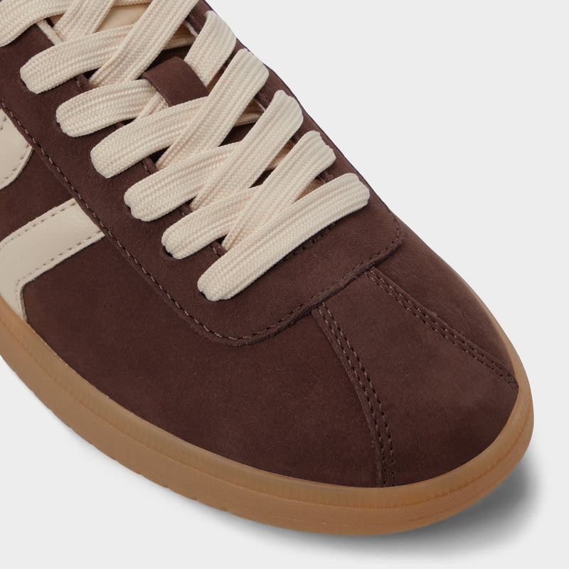 Chicsneaker