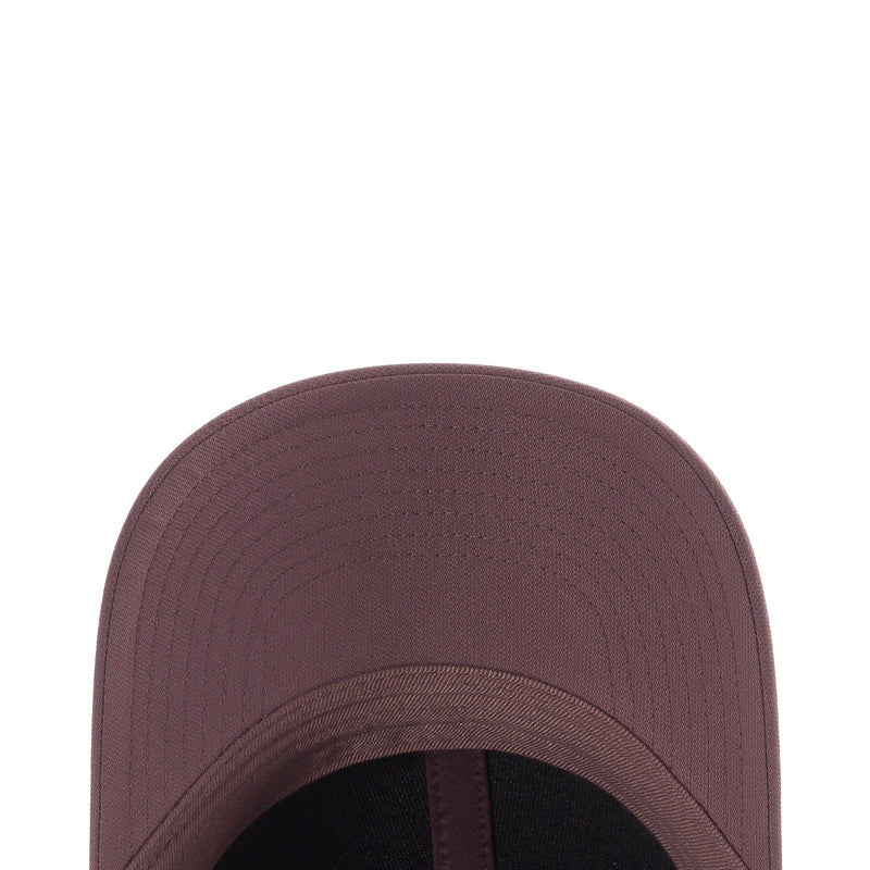 Nike club cap in mauve with close-up of textured fabric and curved brim