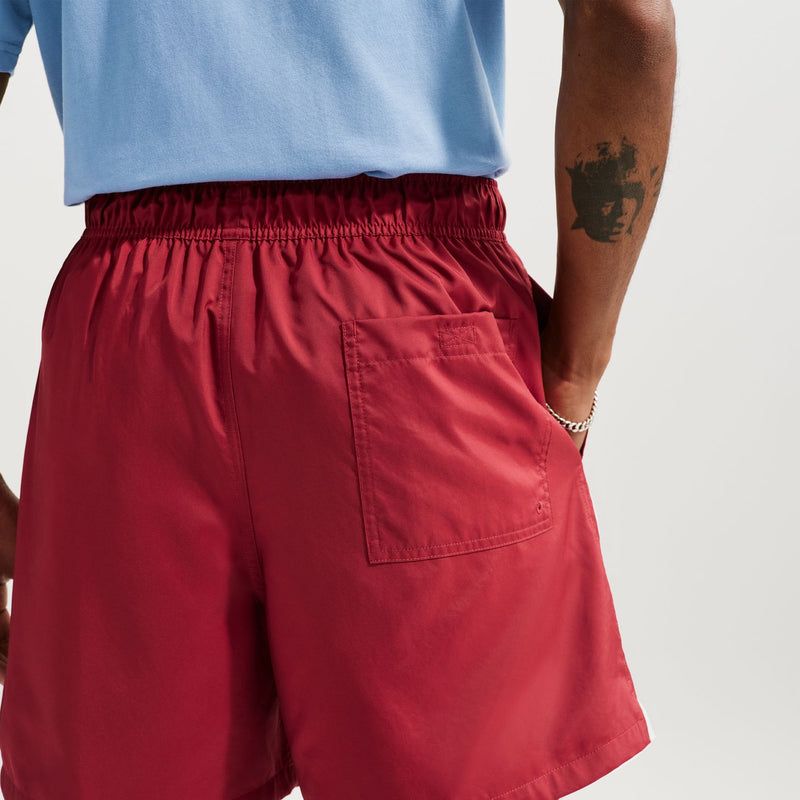 Men's crimson shorts with back patch pocket and drawstring elastic waistband