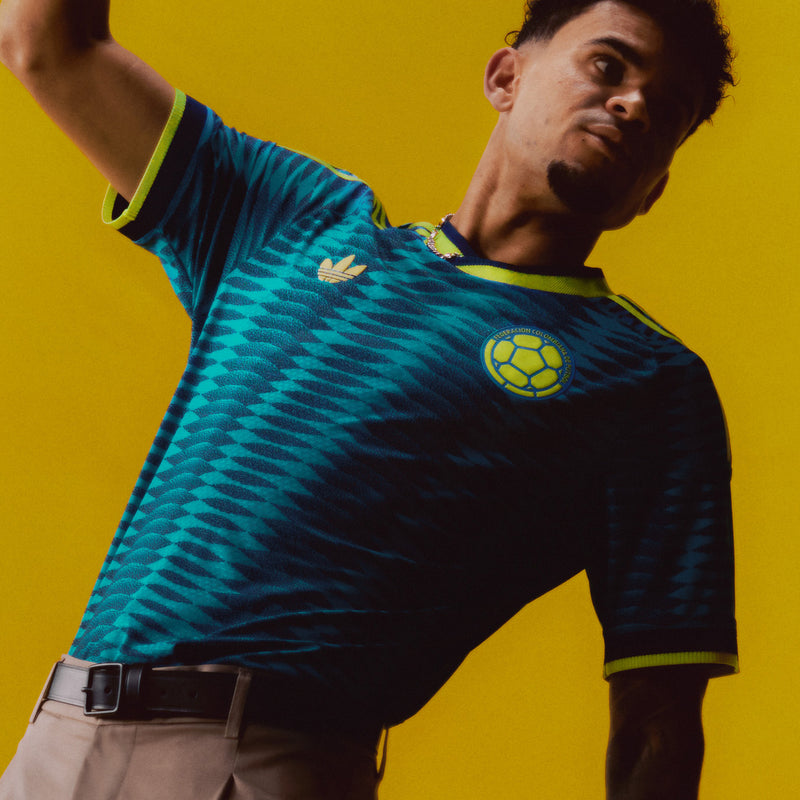 Men's Colombia away soccer jersey, turquoise with yellow collar and crest