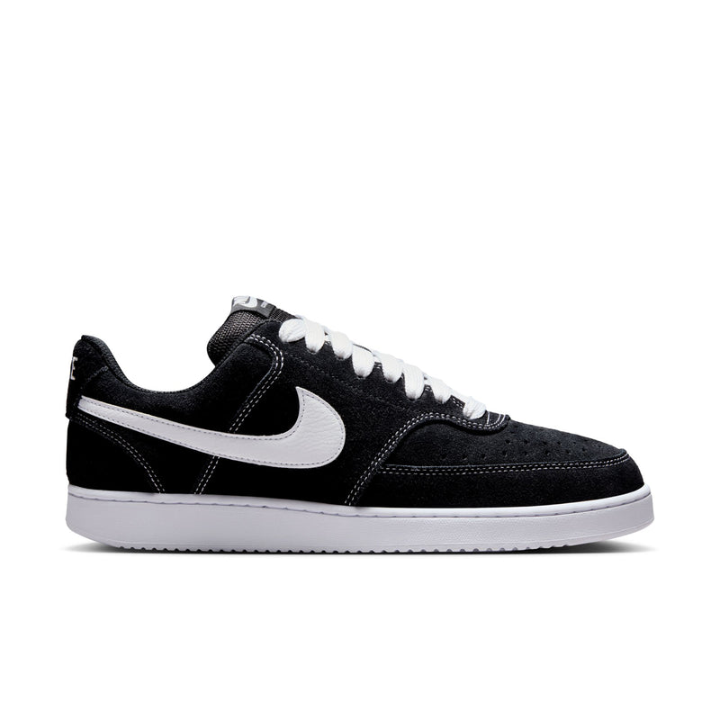Men's low-top sneakers in black with white Swoosh and lace-up design