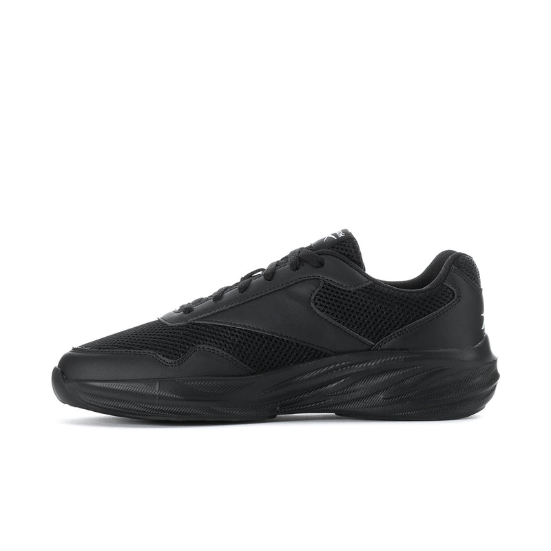 Men's black Reebok lace-up running shoes, perforated panels and sculpted sole