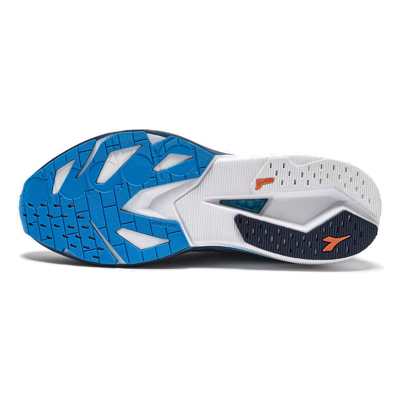 Diadora Mythos Blushield Volo 5