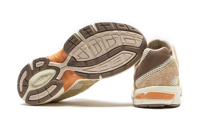 Asics | Gel-1130 Style # 1203A327.201 Color : Birch / Sand