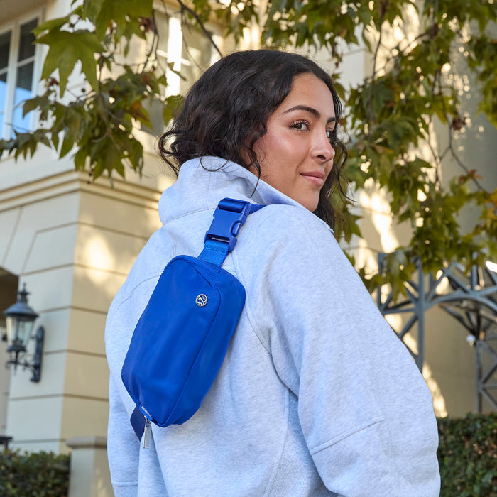 Lambda Kappa Sigma lululemon Everywhere Belt Bag - College Cobalt