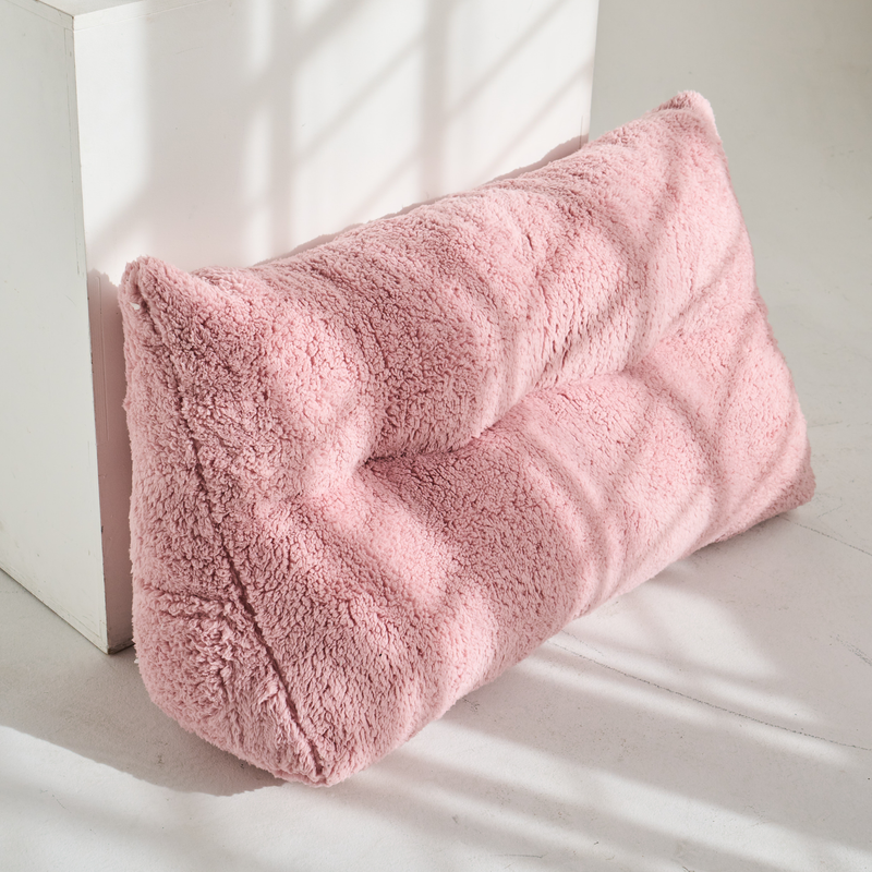 LEO WEDGE PILLOW BLUSH