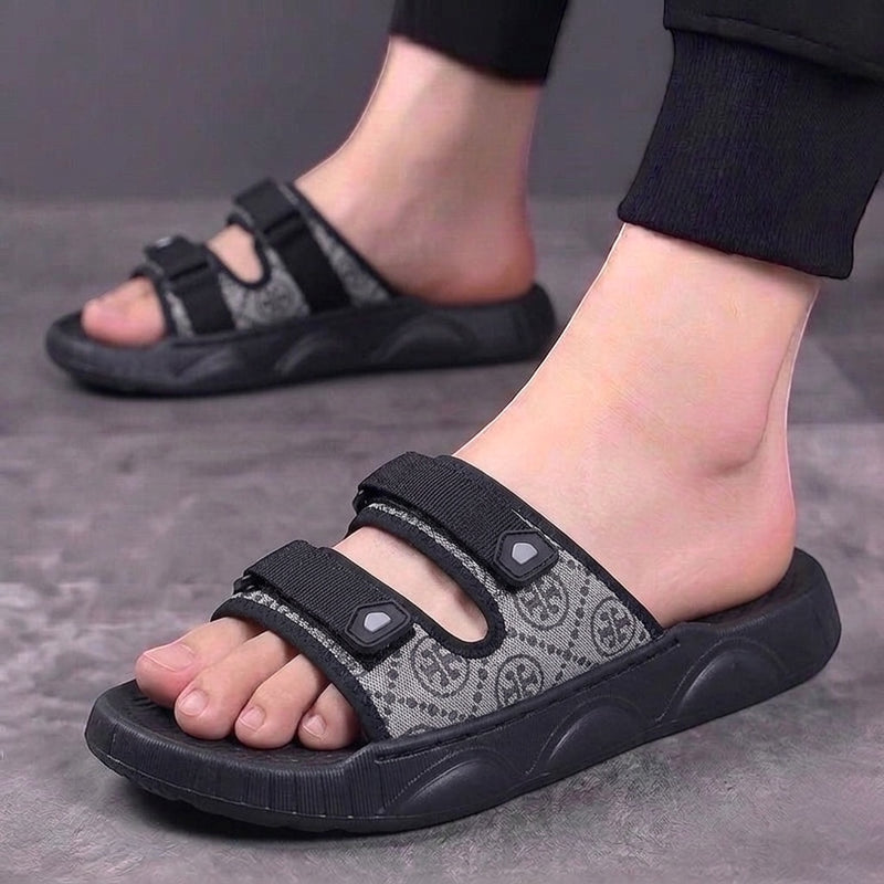 M011708 slipper