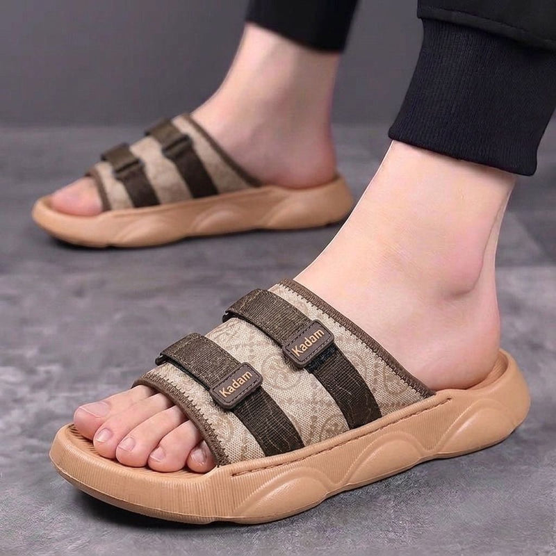 M011800 men slipper
