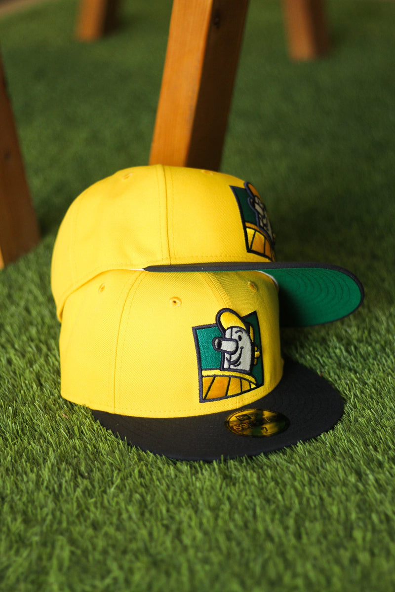 MILWAUKEE BREWERS CANARY YELLOW FITTED W/ GREEN UNDER VISOR