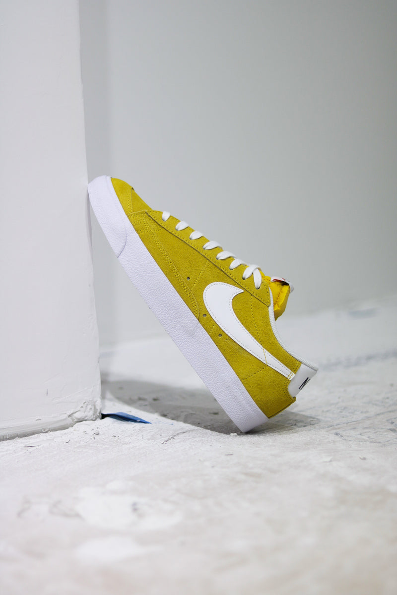 NIKE BLAZER LOW '77 "SPEED YELLOW"
