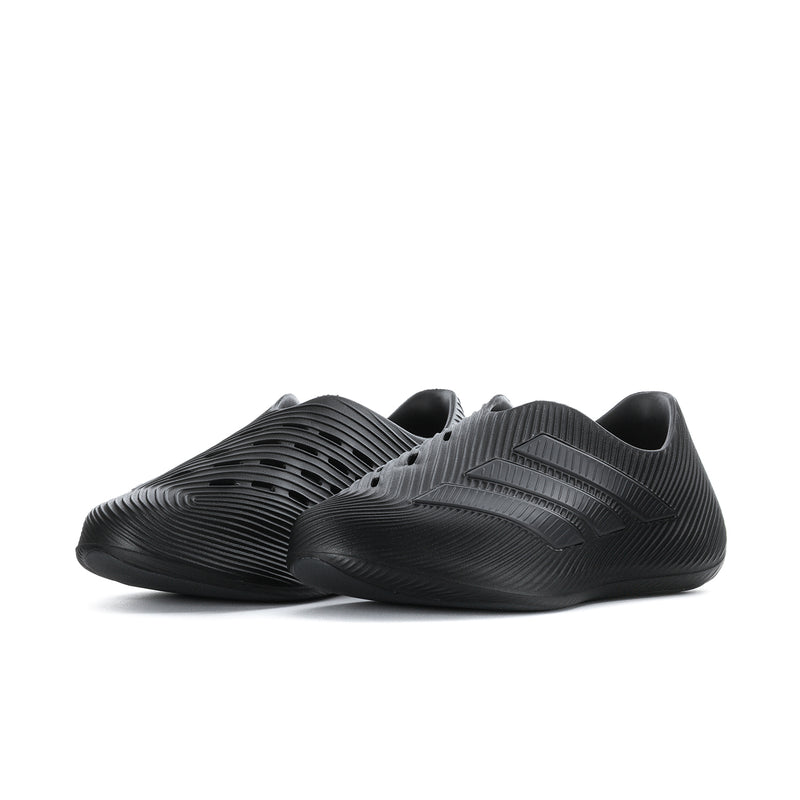 Men's slip-on sport shoes, dark black textured upper with ventilation details