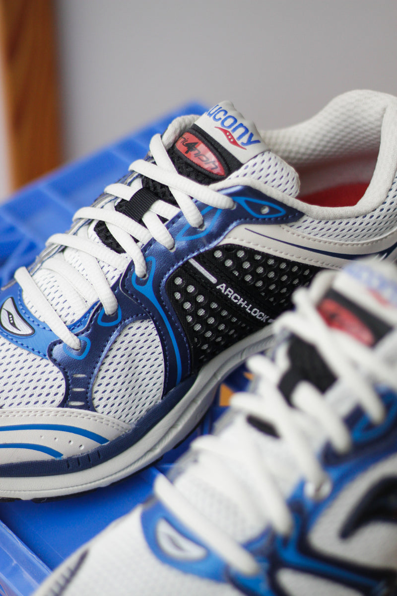 SAUCONY PROGRID TRIUMPH 4 "GREY/ROYAL/RUST"