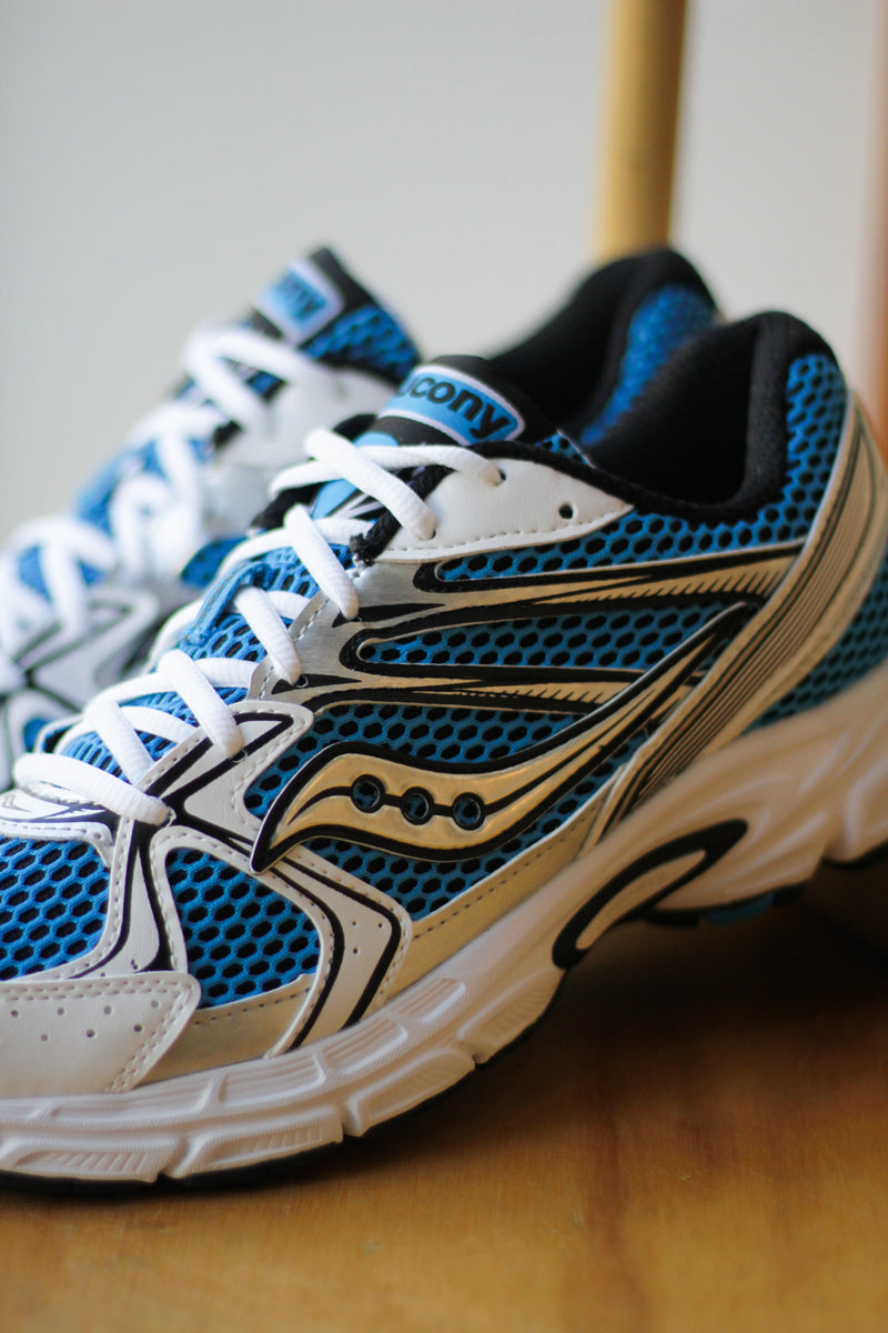 SAUCONY RIDE MILLENNIUM "WHITE/DIVA BLUE"