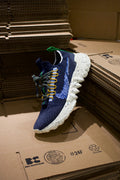 SPACE HIPPIE 01 "OBSIDIAN/SIGNAL BLUE"