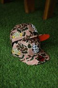 ST LOUIS CARDINALS DUCK CAMO FITTED W/ ORANGE UNDER VISOR