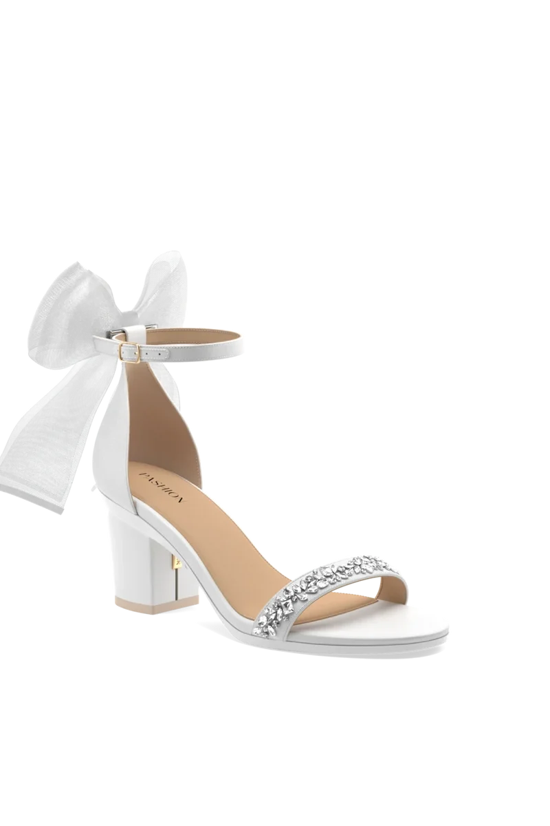 The Pashionista - White Crystal Bow + Block Heel Kit 3 White