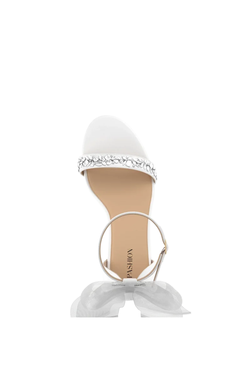 The Pashionista - White Crystal Bow + Block Heel Kit 4 White
