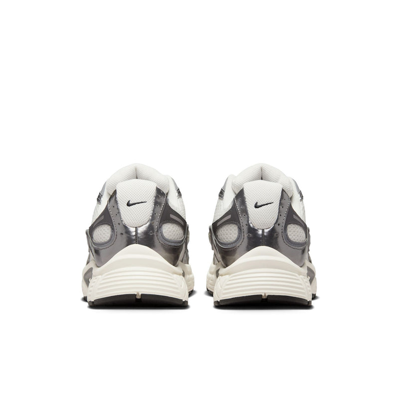 Men's athletic sneaker heel view with white collar and dark gray rear panels